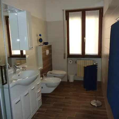 Casa Luna Mit Wasserblick Apartment Vercana